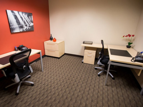 Office: California, Airport, Gateway Place, San Jose, CA 95110