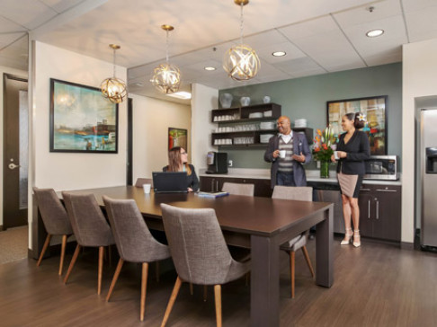 Office: California, Del Amo, 21515 Hawthorne Blvd, Torrance, CA 90503