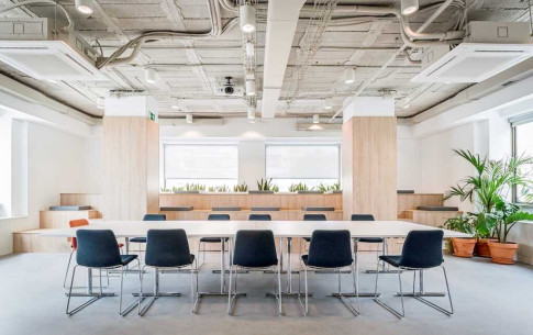 Office: C/ Mar&iacute;a de Molina 41, Madrid, 28006