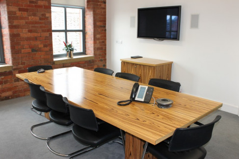 Office: Calls Wharf, 2 The Calls, Leeds, LS2 7JU