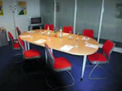 Office: Camille Desmoulins Issy les Moulineaux, Paris, 92441