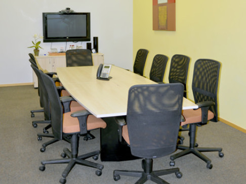 Office: Galleria Plaza, Avenida Doutor Jos, Campinas