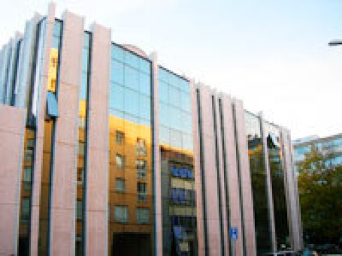 Office: Carouge Acacias, Geneva, 1227