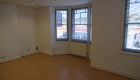 Office: Centre 42 Business Centre, 42 Watling Street Radlett, WD7 7NN
