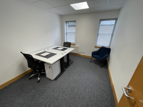 Office: Centrum Business Centre, 214 Union Street Aberdeen, AB10 1TL