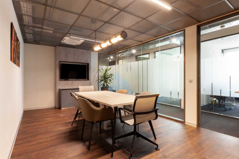Office: Av. Cerro Cor&aacute;, 2175, Sao Paulo, 05061-450