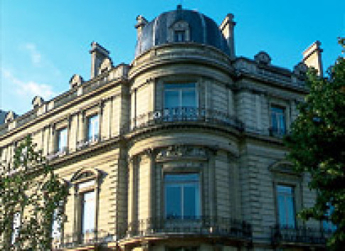Office: Champs Elys, Rond-Point des Champs-Elys, Paris, 75008