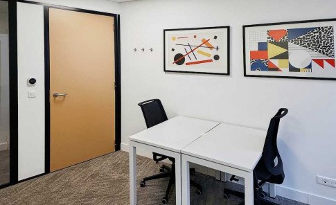 Office: 2 Rue Jean Lantier, Paris, 75001