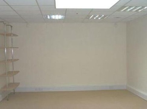 Office: Chelsea Gate Studios, London, SW6