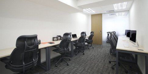 Office: China Minmetals Tower, Chatham Road South