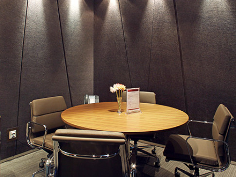 Office: Yangtze River International Plaza, 33/F Yangtze River International Plaza, Chongqing, 400060