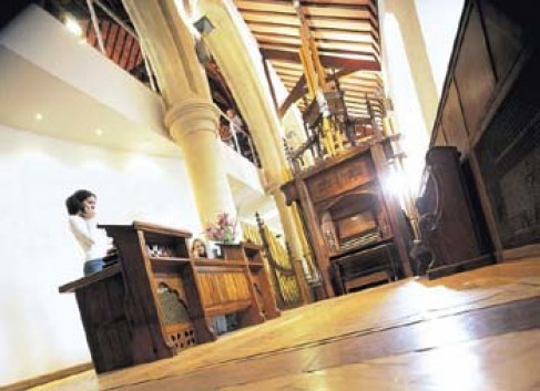 Office: The Chapel, Leatherhead, KT22