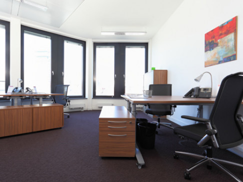 Office: Waidmarkt, Fourth Floor, Cologne, 50676