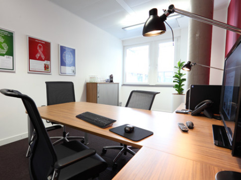Office: Waidmarkt, Fourth Floor, Cologne, 50676
