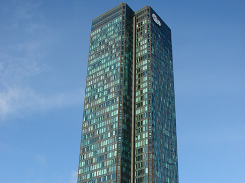 Courbevoie, Esplanade de La D