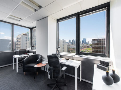 Office: Parc des Couronnes, Le V, Courbevoie, 92400