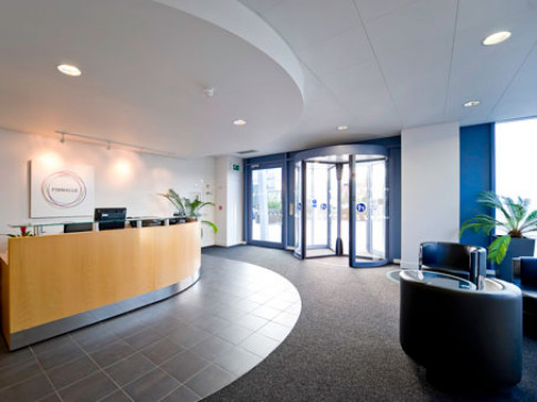 Office: Station Way - Pinnacle, 3rd floor, Crawley, RH10 1JH