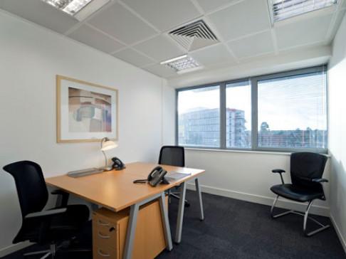 Office: Station Way - Pinnacle, 3rd floor, Crawley, RH10 1JH