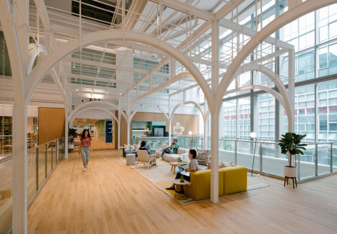 Office: Cross Street Exchange, 18 Cross Street, Singapore, 048423