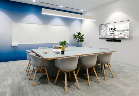 Office: Cross Street Exchange, 18 Cross Street, Singapore, 048423