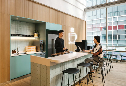 Office: Cross Street Exchange, 18 Cross Street, Singapore, 048423