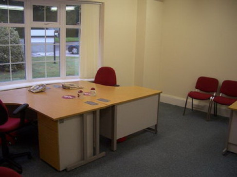 Office: Crossways Business Centre, Ascot, SL5