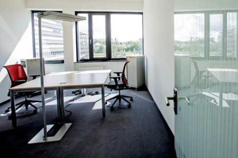 Office: Berliner Allee, Darmstadt, 64295