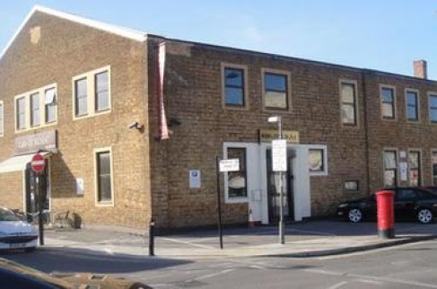 Office: Dephna House, North Acton Road, London, NW10