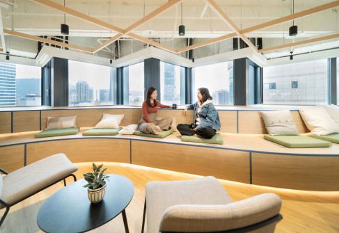 Office: Dian Shih - Taipei, Hans House No. 206 Levels 14-20, Taipei City 110058