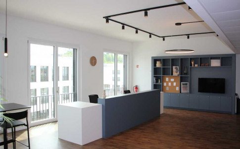 Office: Johanna-Kinkel-Strasse 1-2, Regensburg, 93049