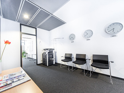 Office: Altmarkt, Dresden, 1067