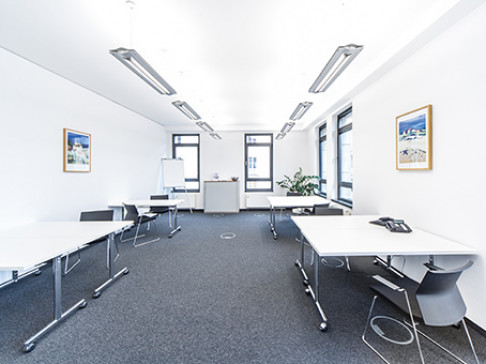 Office: Altmarkt, Dresden, 1067