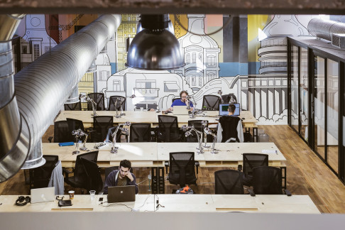 Office: Dubnov, Tel Aviv, 6473207