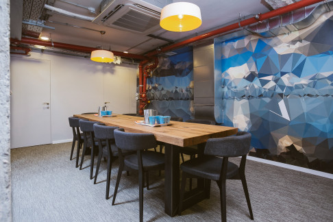 Office: Dubnov, Tel Aviv, 6473207