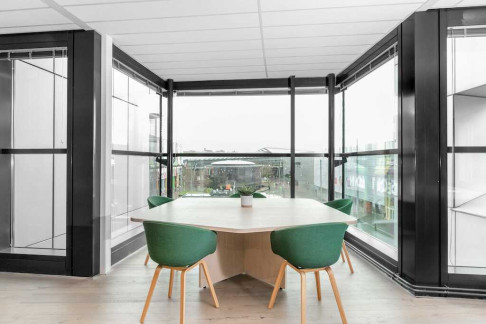 Office: Dumolinlaan&nbsp;1, Kortrijk, 8500