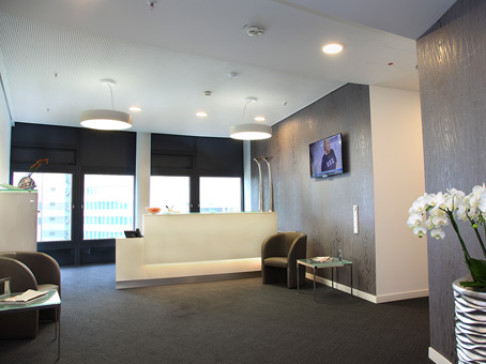 Office: Koe-Bogen, 5th floor, Dusseldorf, 40212