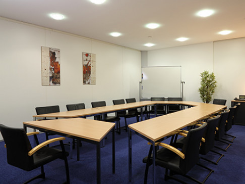 Office: Seestern, Prinzenpark 3. und 5, Dusseldorf, 40549