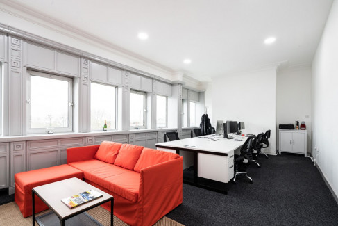 Office: 1 Redwood Crescent, East Kilbride, G74 5PA