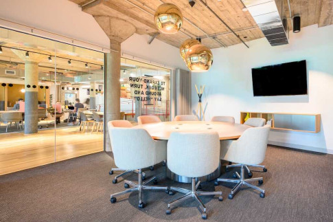 Office: Edisonstrasse 2-4, Unterschleissheim, 85716