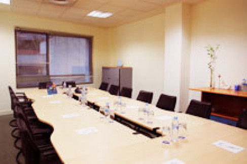 Office: El Pinar, Madrid, 28006