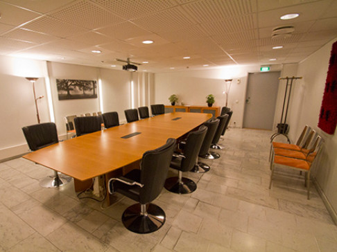Office: Vesiputoustalo, ground floor, Espoo, 2100