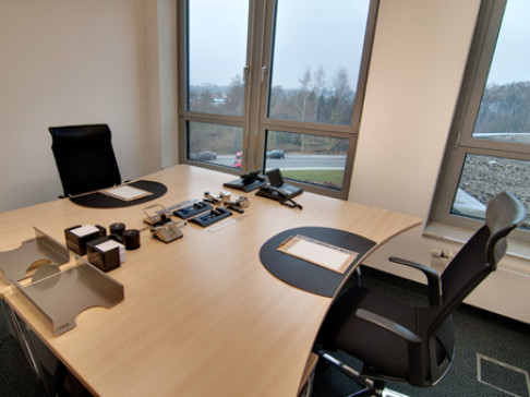 Office: Ruhrallee, Essen, 45136
