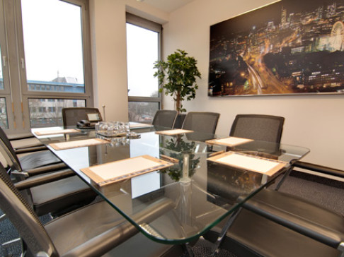 Office: Ruhrallee, Essen, 45136