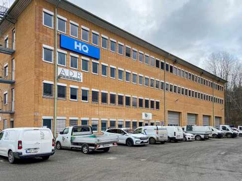 Office: Fagerstagatan 58 Sp&aring;nga, Stockholm, 16353