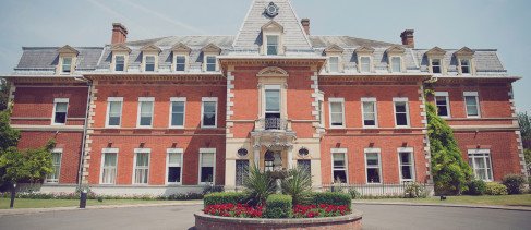 Office: Park, Lower Road, Fetcham, KT22 9HD