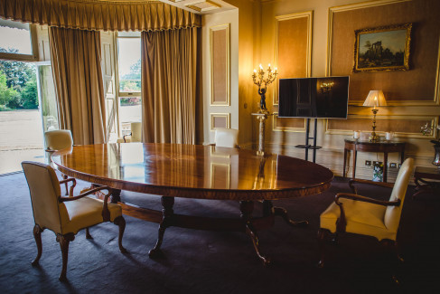 Office: Park, Lower Road, Fetcham, KT22 9HD