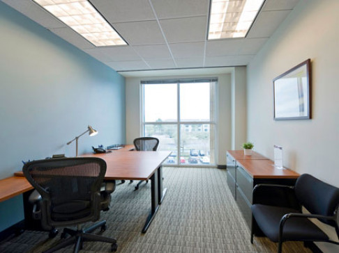 Office: Florida, Pembrook Commons, 1800 Pembrook Drive, Orlando, FL 32810