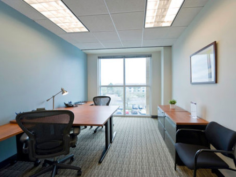 Office: Florida, Pembrook Commons, 1800 Pembrook Drive, Orlando, FL 32810