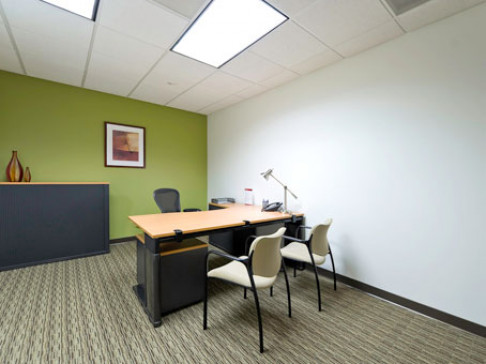 Office: Florida, Pembrook Commons, 1800 Pembrook Drive, Orlando, FL 32810