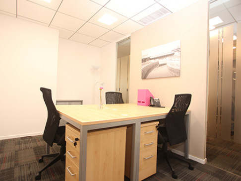 Office: Huahui Building, 15/F, Huahui Building, Foshan, 528000